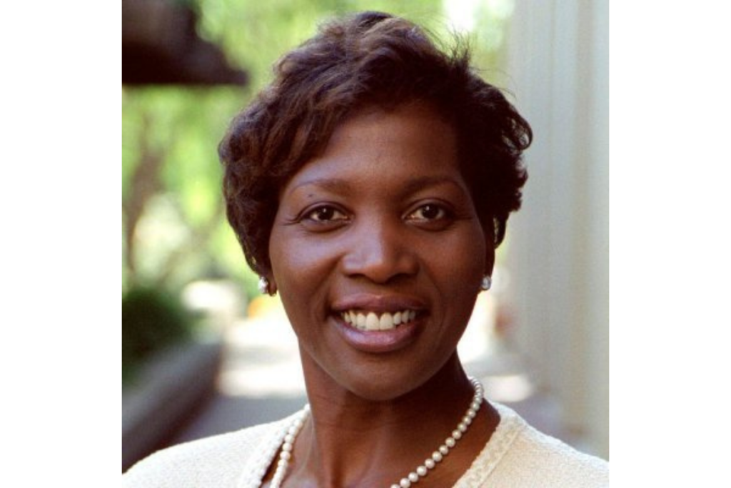 Dr. Lisa Cook